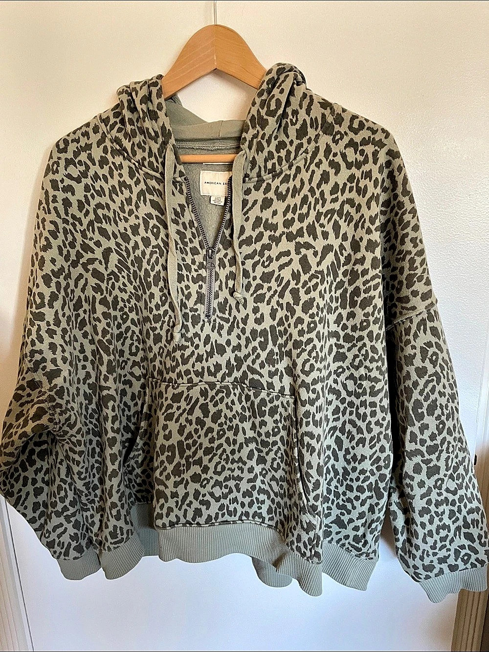 American Eagle Ahhh-Mazingly Soft Leopard Quarter-Zip Hoodie Large Oversized